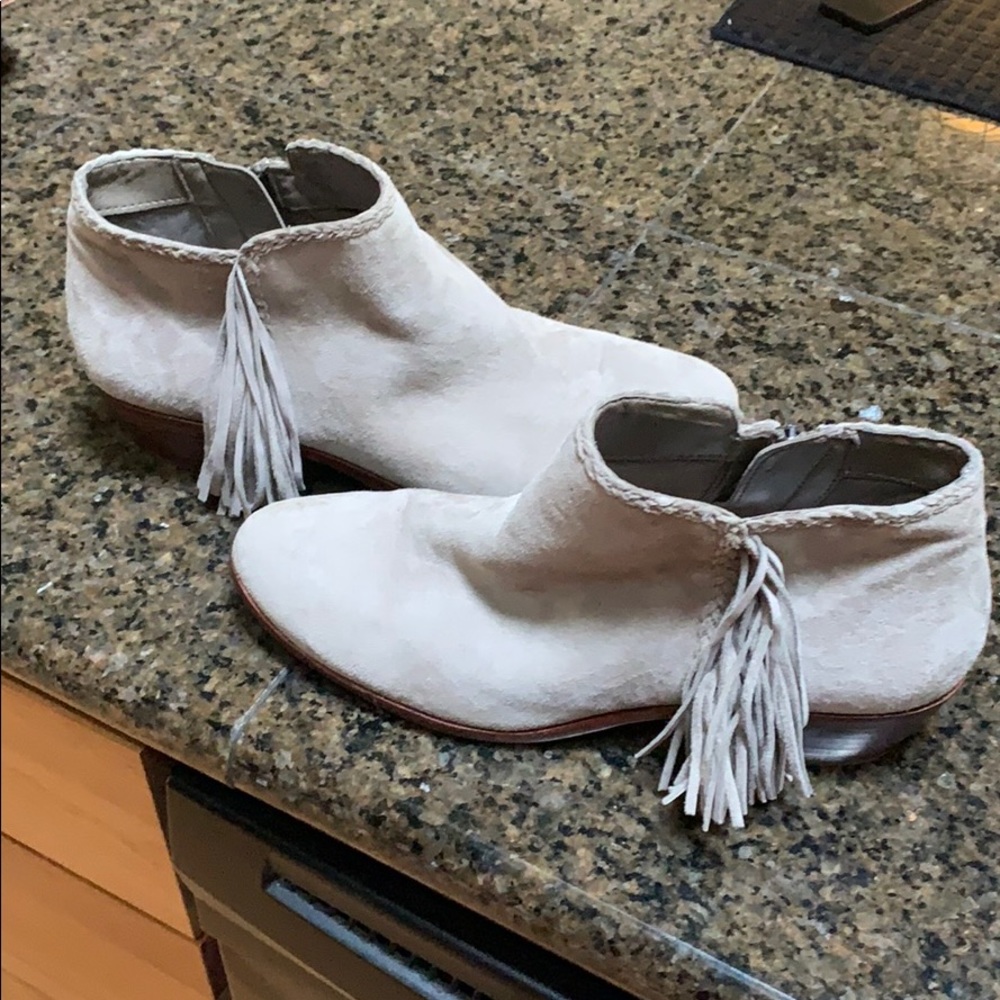Sam Edelman fringe suede bootie grey 8